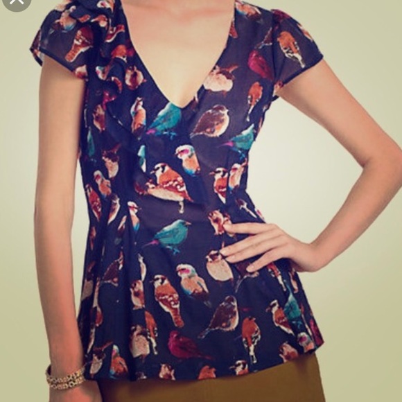 Anthropologie Tops - Meadow and rue bird blouse size 10 in euc